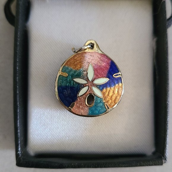 Rainbow Sand Dollar Pendant - Picture 5 of 6